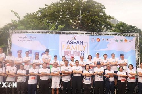 Ấm áp giải chạy Gia đình ASEAN 2025 tại Thái Lan