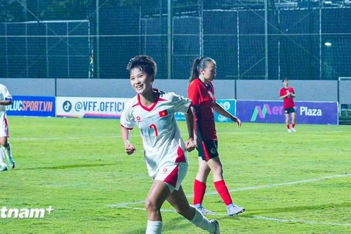 Hoài Trinh lập cú đúp, U20 Nữ Việt Nam thắng '6 sao' trước đội khách Hong Kong