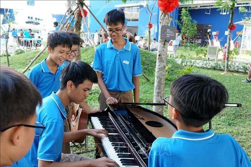 Hy Vọng - ngôi trường biến đau thương của dịch COVID-19 thành sức mạnh
