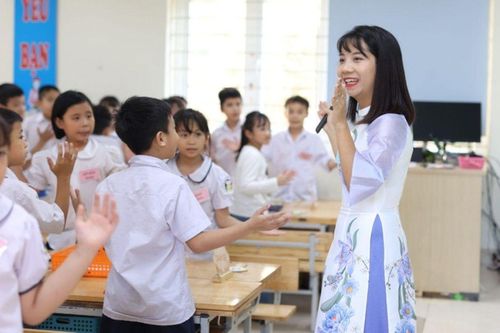 Từ 1/1/2026: Giáo viên được xếp lương cao nhất, nhiều chính sách hỗ trợ mới được áp dụng