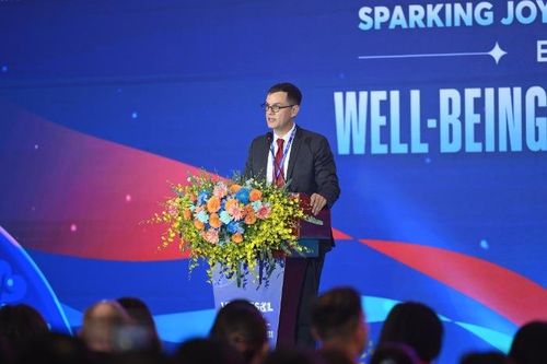 Khơi dậy niềm vui trong học tiếng Anh: Đề cao giá trị của lớp học hạnh phúc và dung hợp