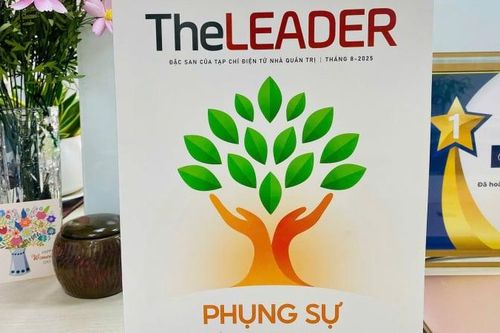 Phát hành Đặc san 'Phụng sự' kỷ niệm 8 năm sinh nhật TheLEADER