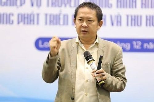 TheLEADER qua lăng kính bạn đọc: Năng động và chuyên nghiệp