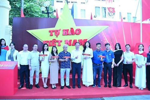 Phát động chiến dịch truyền thông 'Tôi yêu Tổ quốc tôi'