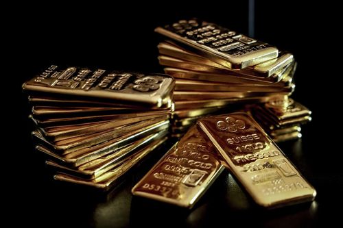 Financial Times: Mỹ áp thuế quan lên vàng thỏi loại 1 kg