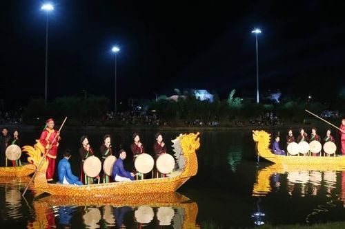 Diễn xướng quan họ trên thuyền