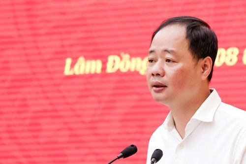 Chủ tịch HĐND tỉnh Lâm Đồng: Không thể chấp nhận đùn đẩy, chậm trễ trong giải quyết kiến nghị của dân