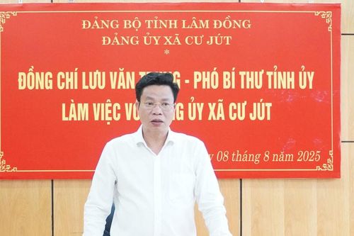 Cư Jút cần phấn đấu trở thành lá cờ đầu ở khu vực phía Tây tỉnh Lâm Đồng