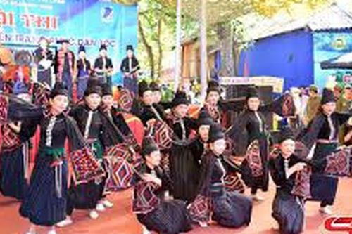 TRỞ LẠI YÊN CHÂU