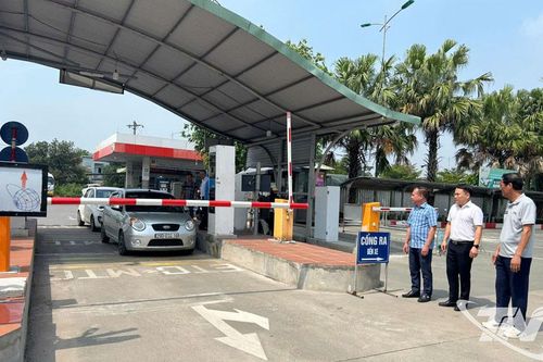 Chấn chỉnh, xử lý nghiêm lái xe không tuân thủ quy định vận tải hành khách