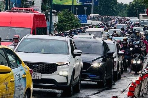 Đề xuất lập vành đai hạn chế xe xăng, dầu vào trung tâm TP.HCM