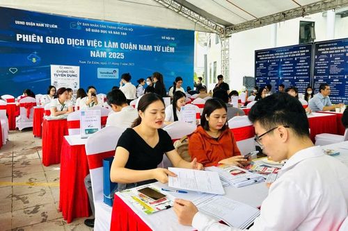 Cung, cầu lao động vẫn 'lệch pha'