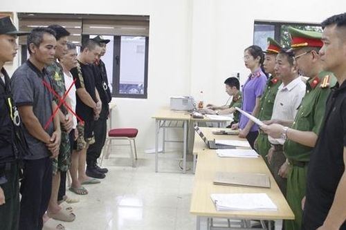 Khởi tố hàng chục đối tượng 'vàng tặc'