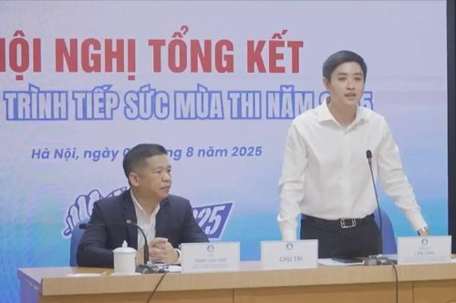 Hơn 327.000 tình nguyện viên đã tham gia tiếp sức mùa thi