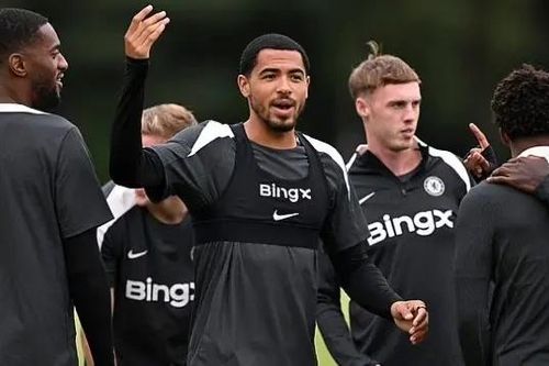 Chelsea nhận cú sốc lớn trước thềm mùa giải mới