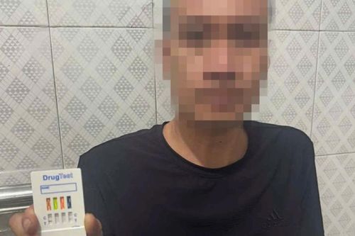 Công an phường Nùng Trí Cao bắt giữ 1 đối tượng tàng trữ trái phép chất ma túy