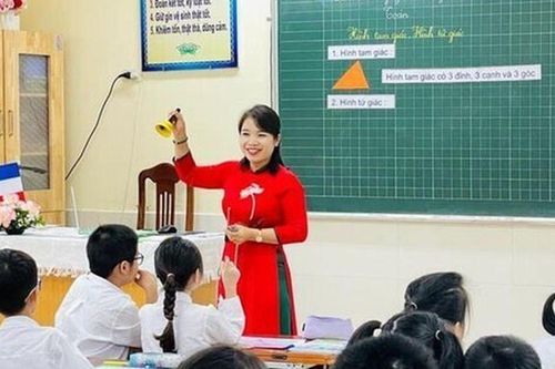 Quốc Hội chính thức chốt Bảng lương đội ngũ giáo viên từ 1.1.2026 được xếp cao nhất trong hệ thống thang bậc lương hành chính sự nghiệp thì bảng lương dự kiến sẽ như thế nào theo đề xuất của Dự thảo Nghị định?