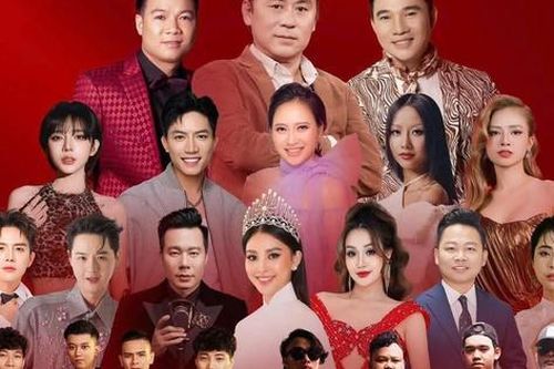 Chương trình 'Dưới cờ vinh quang' được tổ chức tại Hà Nội, Huế, Thành phố Hồ Chí Minh