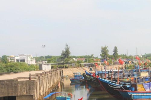Quảng Ngãi: Lãng phí cảng cá trăm tỷ