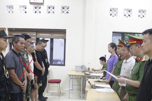 Sơn La: Khởi tố 42 đối tượng khai thác vàng trái phép