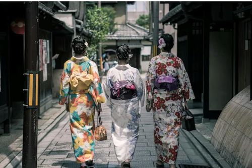 Nhật Bản sử dụng AI 'biến hóa' sáng tạo trong nghệ thuật dệt kimono cổ xưa