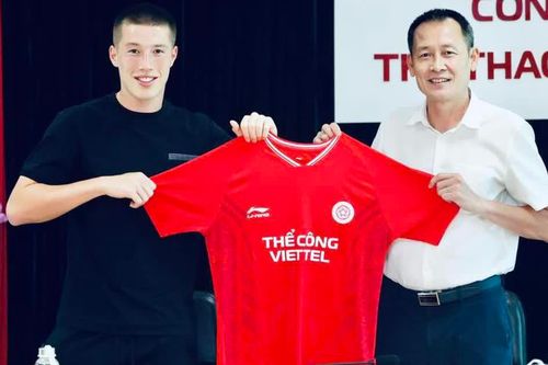 Thể Công Viettel giới thiệu Việt kiều Anh 18 tuổi, bất ngờ không đăng ký ở giai đoạn một