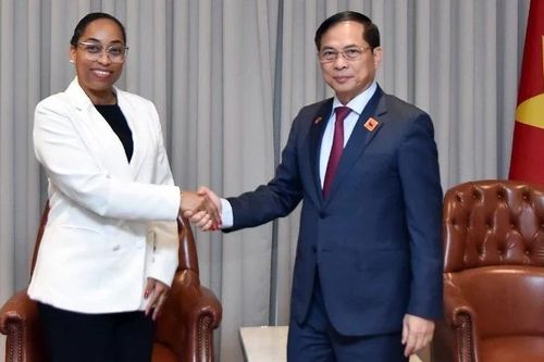 Tăng cường hợp tác giữa doanh nghiệp Việt Nam và Angola