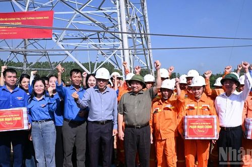 Cả hệ thống chính trị vào cuộc, nỗ lực hoàn thành đúng tiến độ đường dây 500kV Lào Cai-Vĩnh Yên