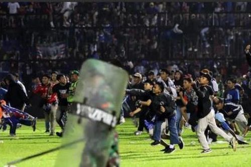 Khán đài Indonesia vẫn vắng khán giả đội khách
