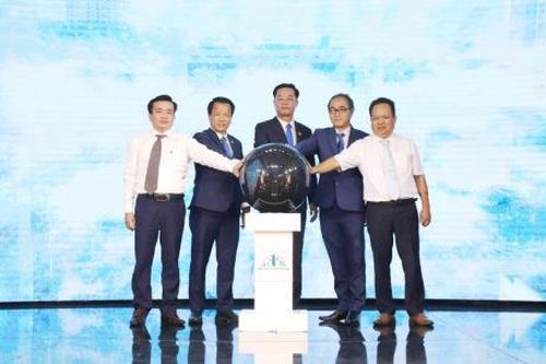 Công bố Quyết định thành lập Trung tâm Phát triển quỹ đất TP Đà Nẵng