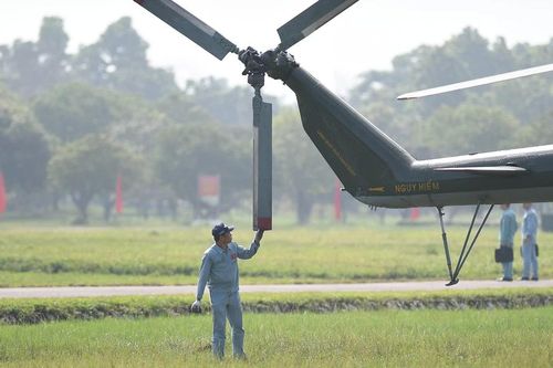 Sân bay Hòa Lạc khẩn trương chuẩn bị máy bay cho nhiệm vụ A80