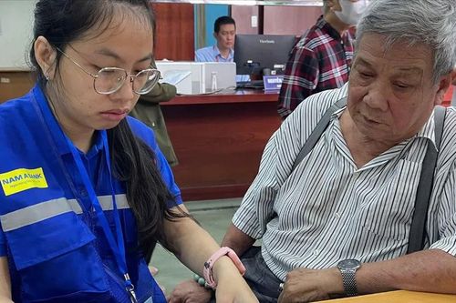 Ổn định tổ chức, giữ nhịp phát triển