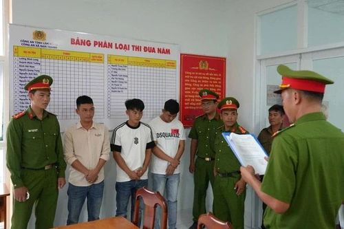 Khởi tố nhóm côn đồ đánh người ở Lâm Đồng