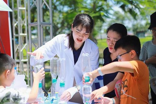Ngày hội Hè Háo Hức 'hút' trẻ em Hà Nội