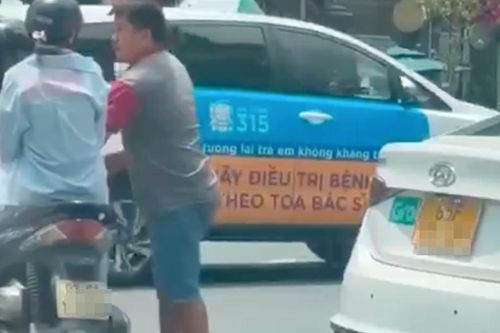 Công an mời làm việc tài xế ô tô giật chìa khóa xe của 2 cô gái