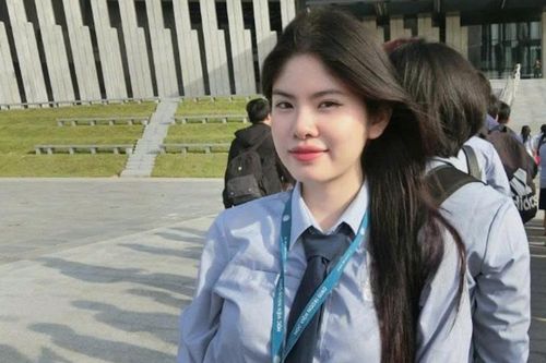 Chân dung nữ thủ khoa 'kép' Học viện Ngoại giao