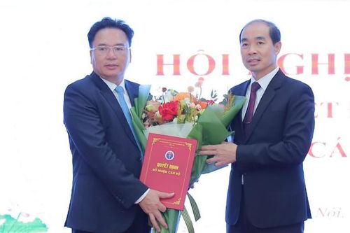Hai bệnh viện công lập lớn ở Hà Nội có giám đốc, người quản lý mới