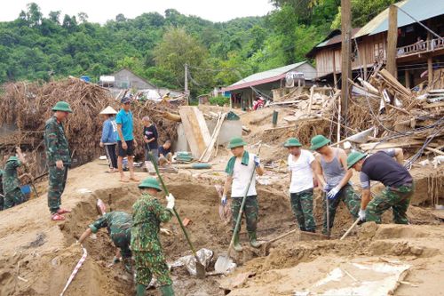Nghệ An phân bổ 500 tỷ đồng để khôi phục hạ tầng, ổn định đời sống người dân vùng lũ