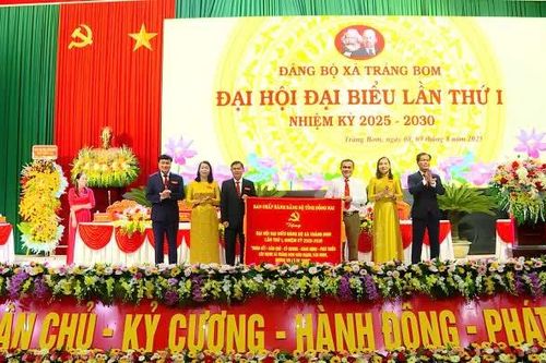 CHÀO MỪNG ĐẠI HỘI ĐẢNG BỘ CÁC CẤP, ĐẠI HỘI ĐẢNG BỘ TỈNH NHIỆM KỲ 2025-2030 VÀ ĐẠI HỘI LẦN THỨ XIV CỦA ĐẢNG Xã Trảng Bom phấn đấu đạt các tiêu chí của phường và định hướng phát triển đô thị xanh