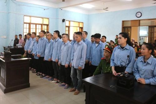 Gia Lai: Bắt 13 bị cáo đang được tại ngoại trong vụ án buôn bán súng quy mô lớn