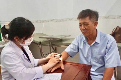 Bệnh viện Phong - Da liễu Trung ương Quy Hòa thử nghiệm thiết bị AI chẩn đoán bệnh da liễu