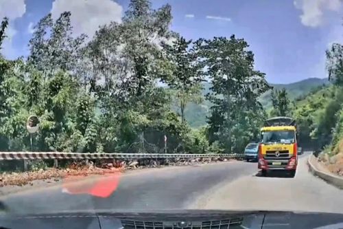 Xử phạt tài xế xe tải lấn làn xe đi ngược chiều, suýt gây tai nạn trên đèo Khánh Sơn