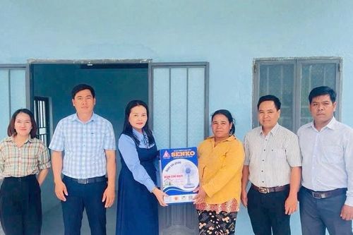 Nhà mới sau mưa