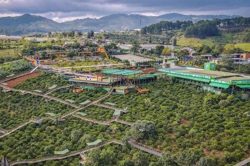 Công tâm với ly cà phê hơn 100.000 đồng