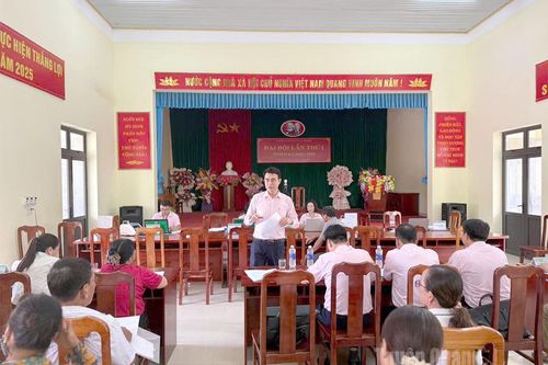 Phó Tổng Giám đốc Ngân hàng Chính sách xã hội Việt Nam kiểm tra hoạt động tín dụng chính sách tại xã Tân Thanh