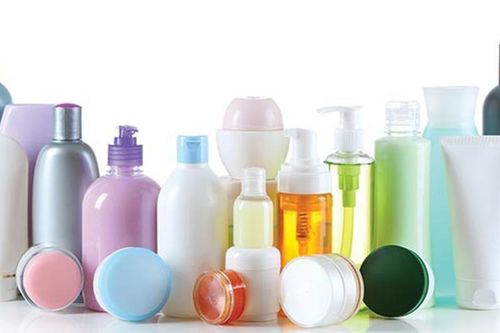 Xử phạt hành chính Công ty cổ phần chăm sóc sức khỏe và sắc đẹp Phú Thái
