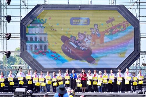 Uơm mầm tri thức và khơi nguồn sáng tạo cho thế hệ tương lai