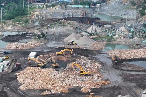 Triệt phá các đường dây khai thác khoáng sản trái phép quy mô lớn