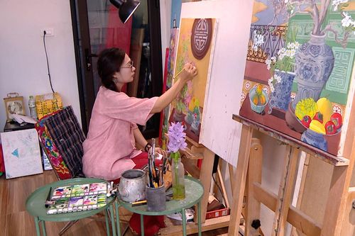 Những mùa hoa qua từng nét vẽ