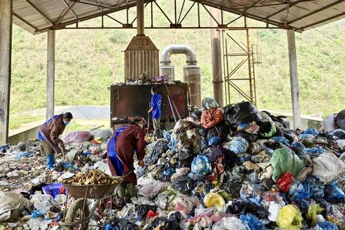 Vận hành hiệu quả bãi xử lý rác thải - bước đầu giảm ô nhiễm môi trường ở xã Trùng Khánh
